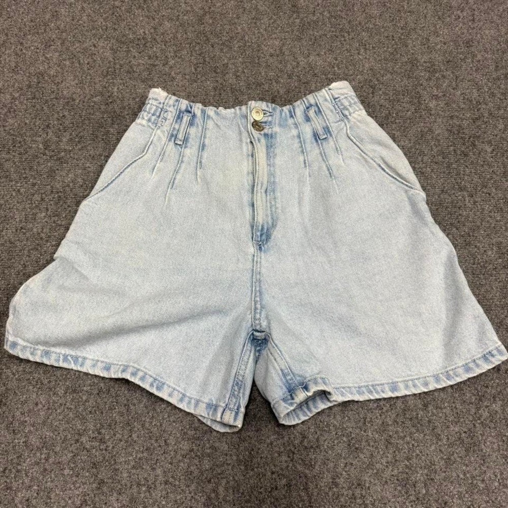 Zara Denim Mom Shorts High Waist Light Wash Vintage Style Summer Spring  size 4